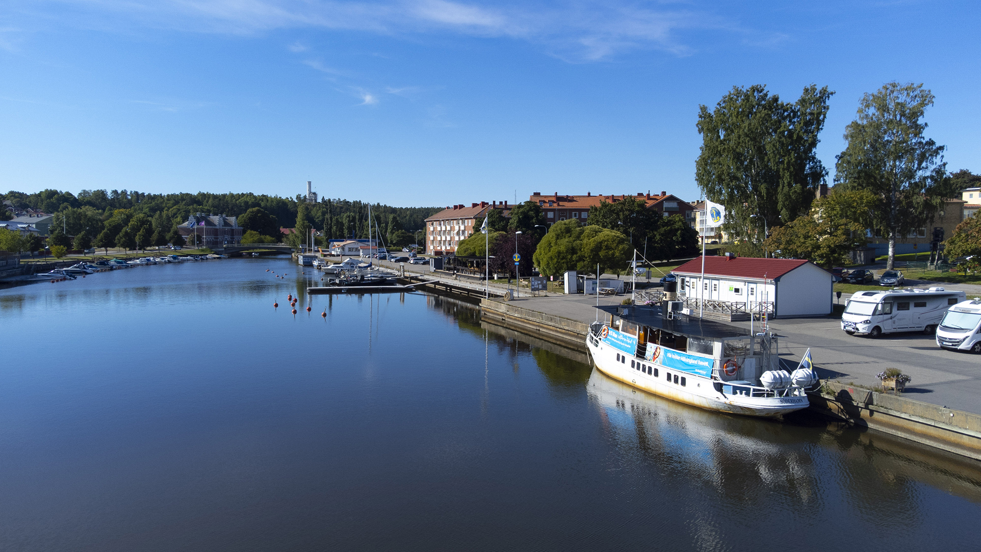 Båten M/S Moa vid Söderhamns gästhamn