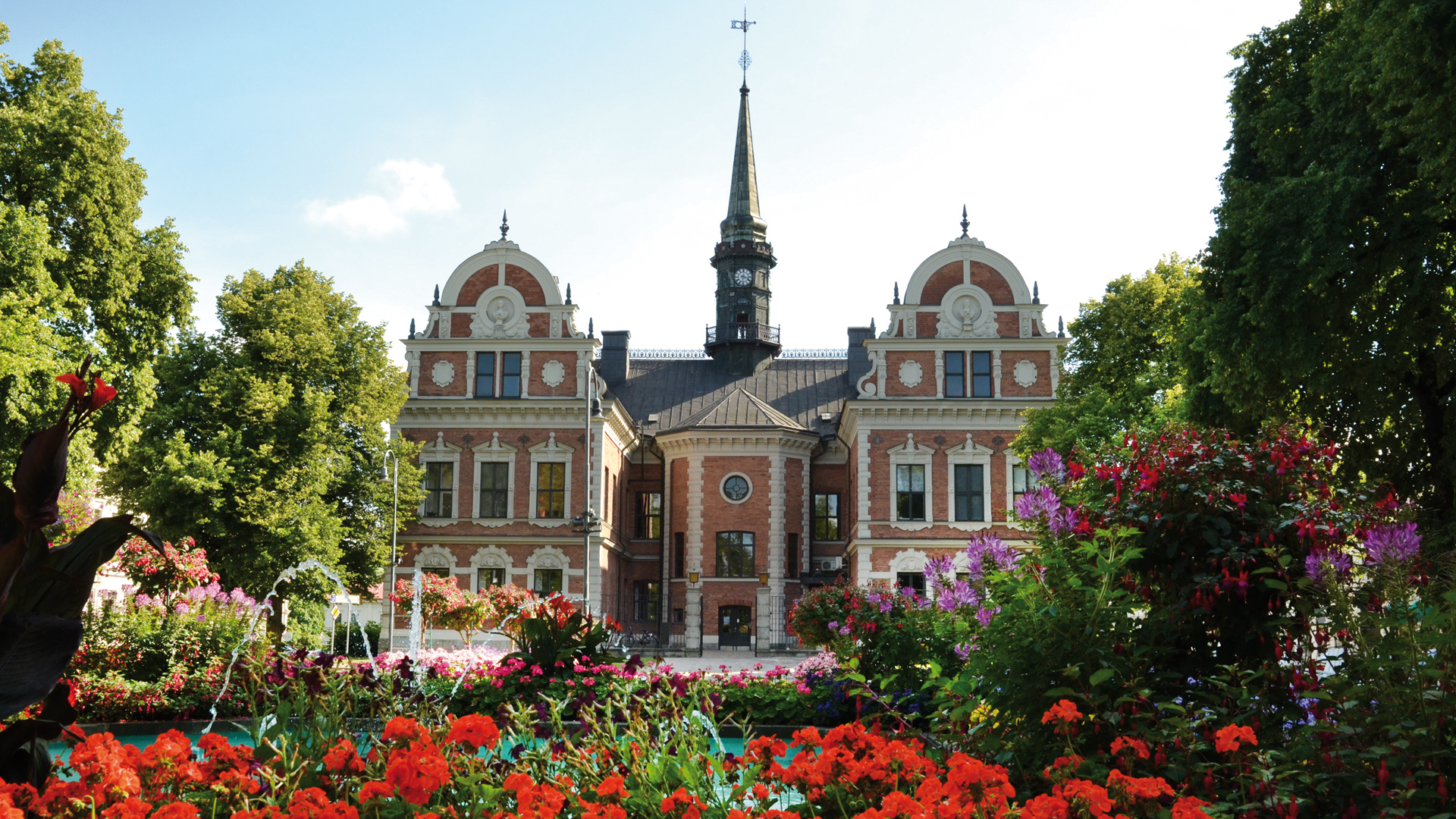 Rådhusparken med sina vackra blommor