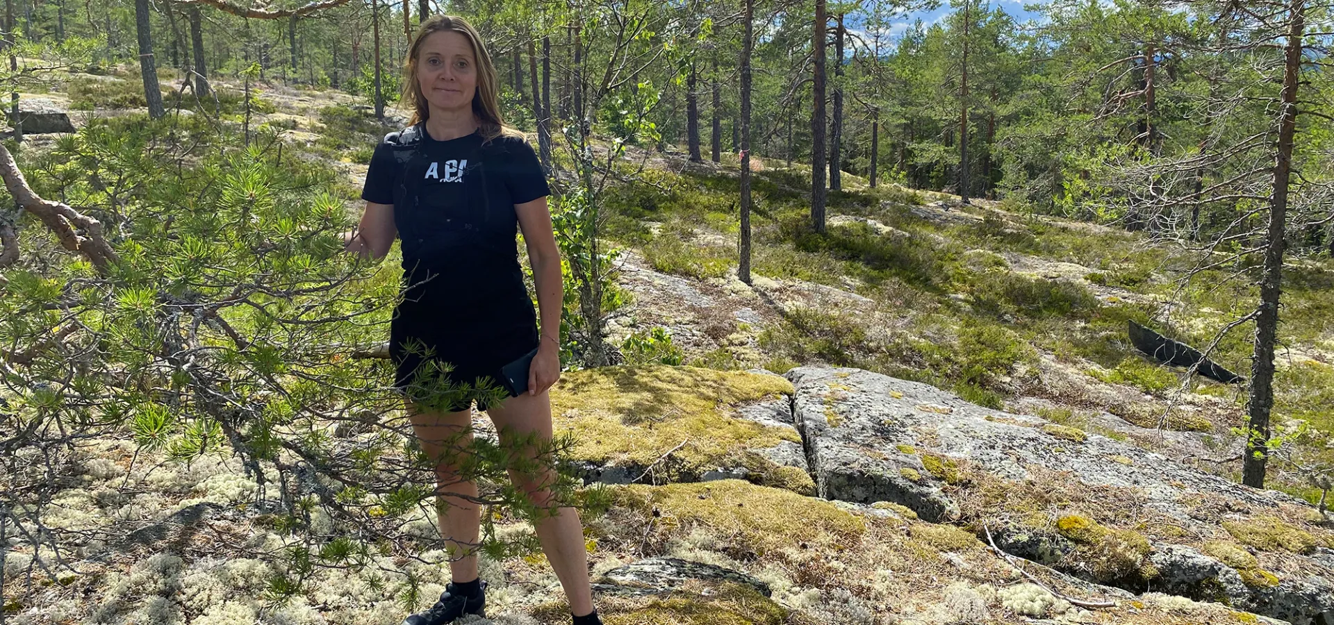 Jessica på vandring på Sagberg