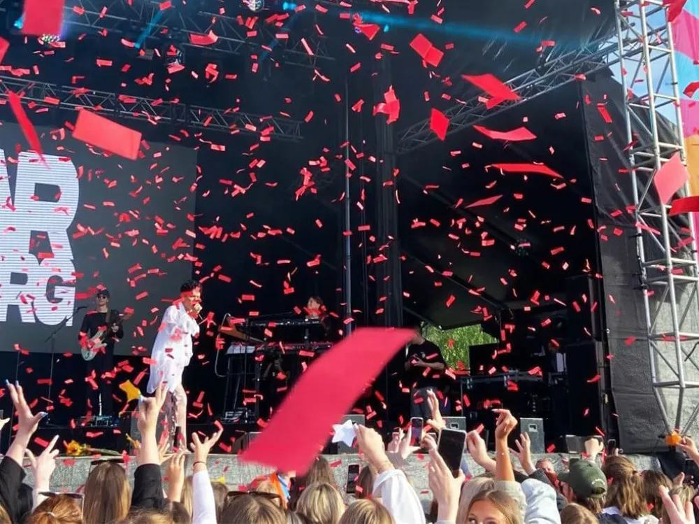 Omar Rudberg på stora scenen, School´s Out Söderhamn