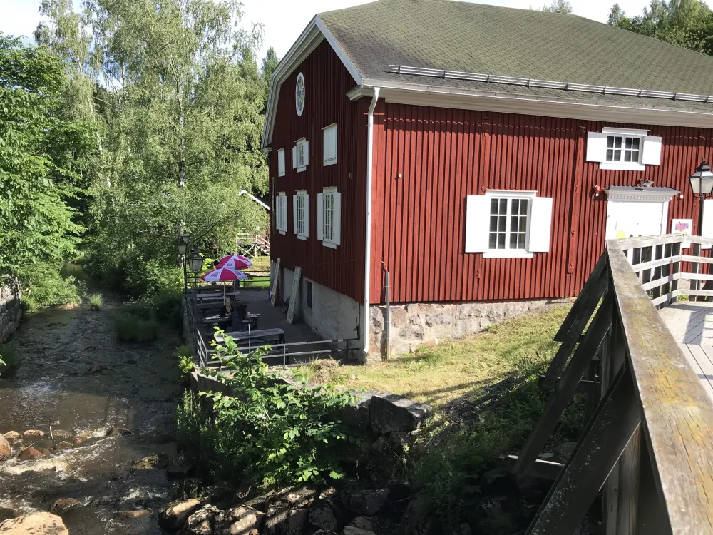 Aidas sommarcafé på Kvarnen