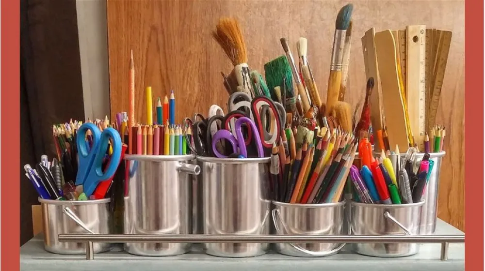 Julpyssel på biblioteket