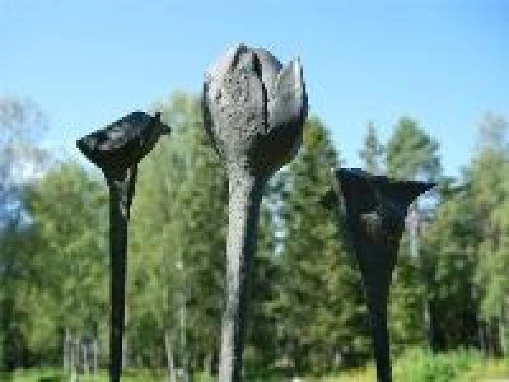 Sculptures at Flygstaden
