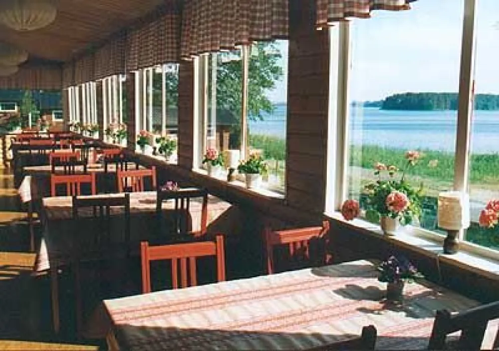 Storstugan med utsikt över Söderhamnsfjärden