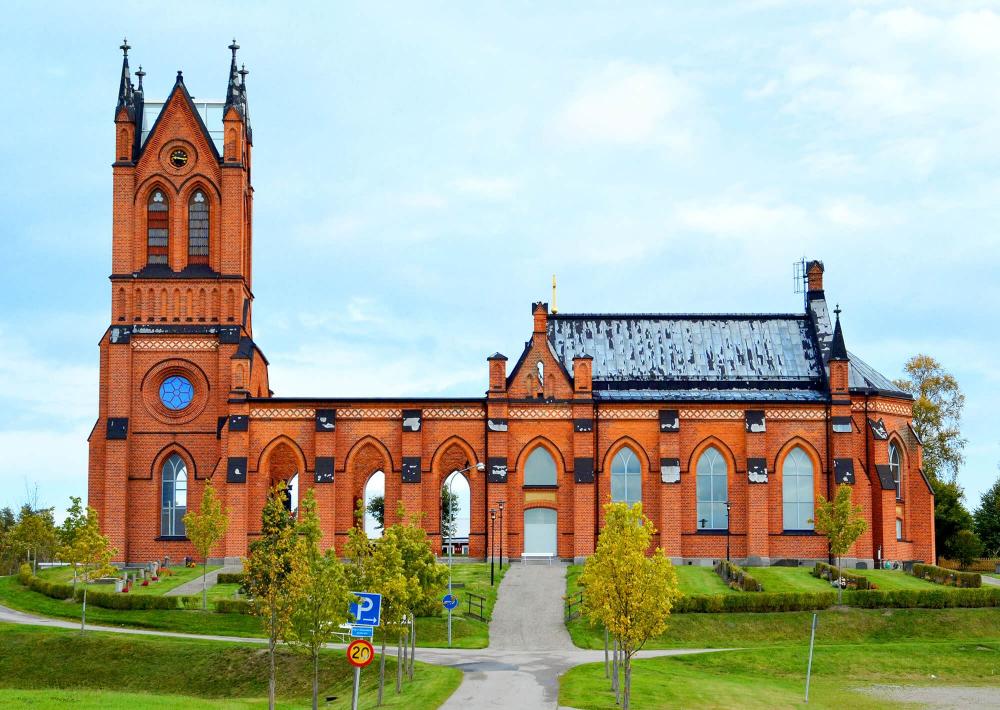 Trönö Church