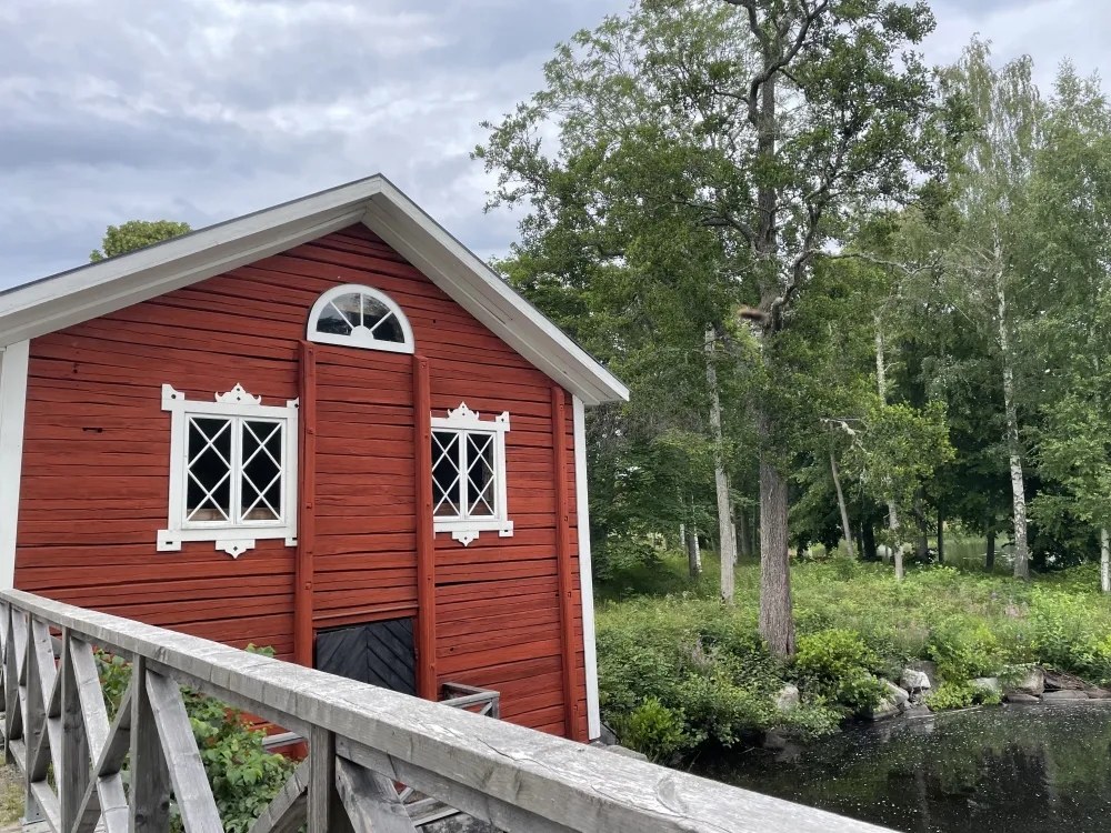 Axmar bruk - lugnet vid havet