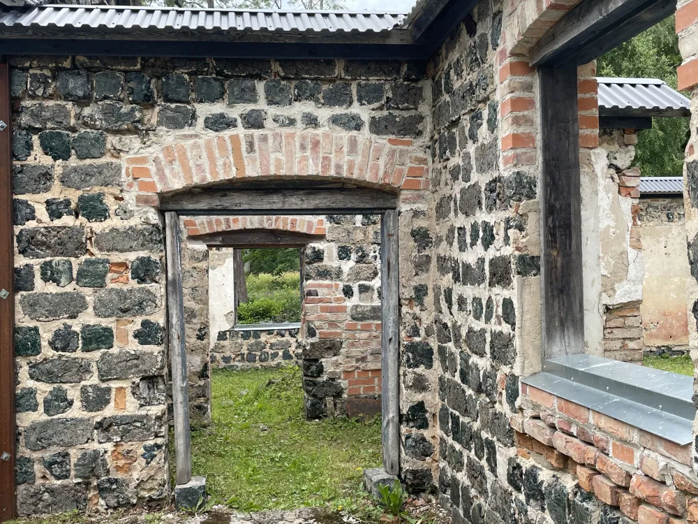 Axmar bruk - lugnet vid havet