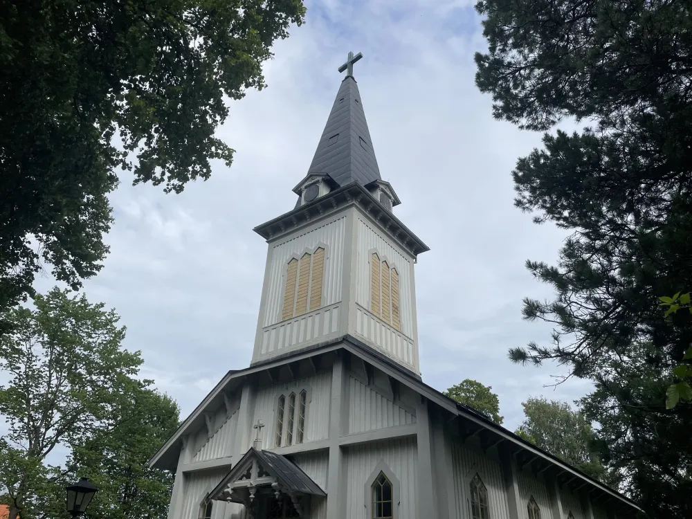 Sandarne kyrka