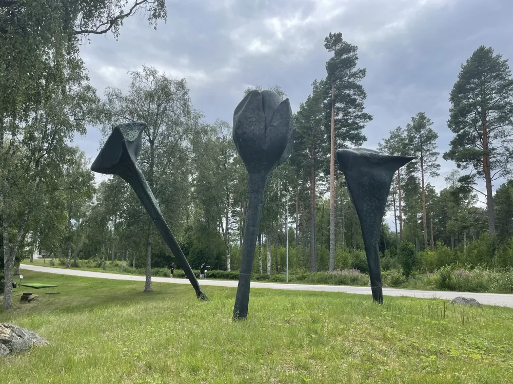 Skulpturer på Flygstaden