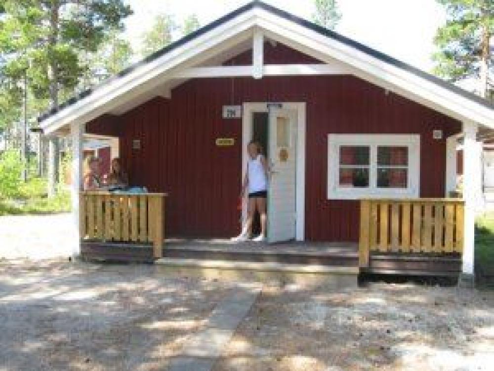Self-catering camping cottage Gäddan (2 beds shower/WC)