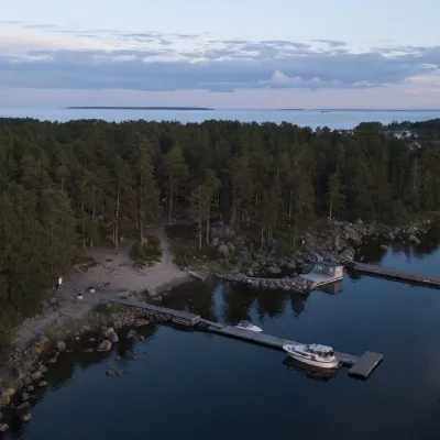 Skärgårdsstuga på ön Enskär