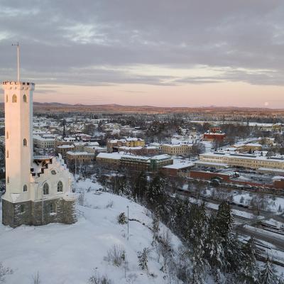 Utsiktstornet Oscarsborg på Östra berget i Söderhamn