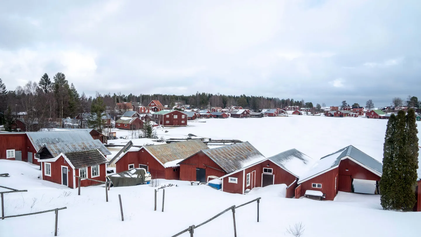 Fiskeläget Skärså på vintern